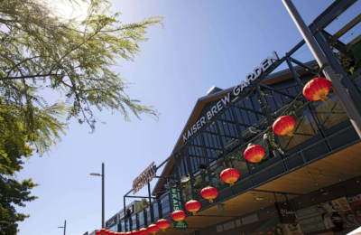 Riverside Market - Kaiser Brew Garden Exterior